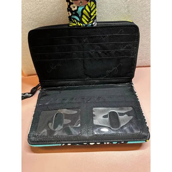 Vera Bradley One Size Teal Green Floral Quilted Wallet - Picture 6 of 12
